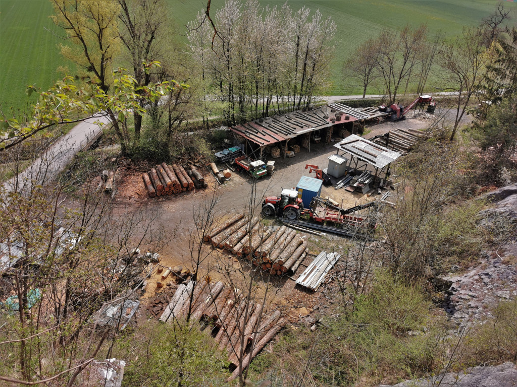 Holzplatz im Steibruch
